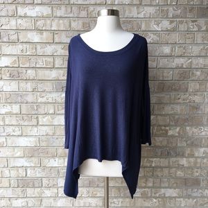 Chelsea & Theodore Metallic Knitted Top Size M 🌸